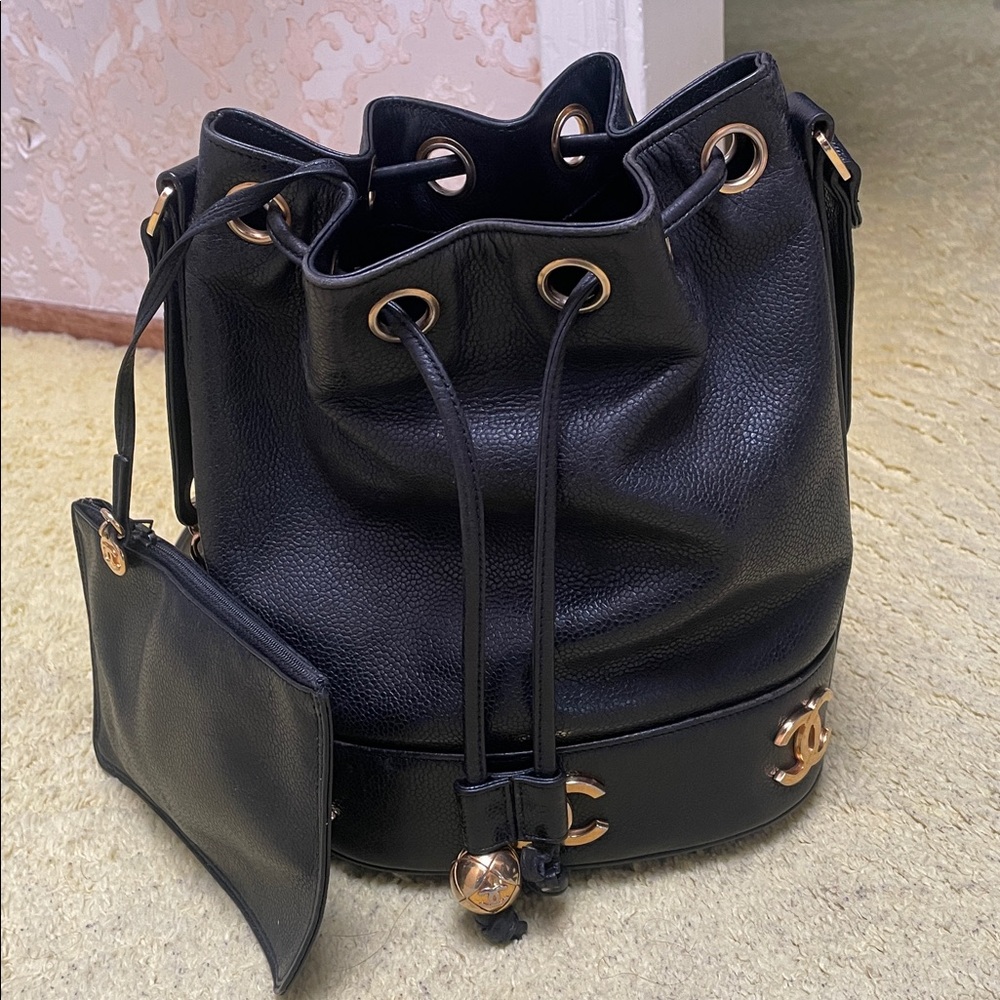 CHANEL Black Classic Shoulder Bag
